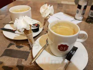 Luke's Gastrobar Lounge