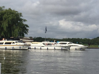 Poolcafé The Church