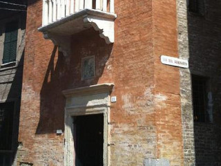 Groote Markt Eet Praat Cafe