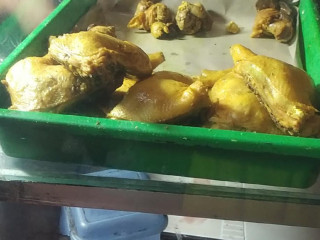 Cafè 't Paradijs Bij Bassie