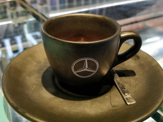 Grillroom-cafetaria De Watertoren