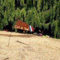 CafÉ Le Tour